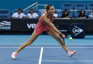 سابالينكا تضرب بقوة في ميامي… وتتأهب لاختبار ناري أمام كينوين تشينغ