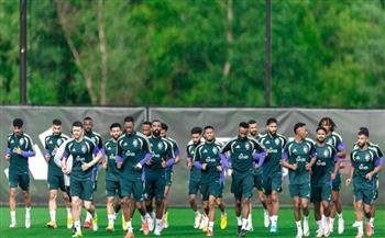 يواصل المنتخب السعودي الأول لكرة القدم استعداداته المكثفة لخوض منافسات كأس العالم 2026، حيث يستعد لمواجهة منتخب بورتوريكو فجر السبت المقبل على ملعب Q2 بمدينة أوستن الأمريكية، ضمن ثاني مبارياته الودية خلال المرحلة الأخيرة من البرنامج الإعدادي للمونديال.وتأتي هذه المواجهة في إطار المعسكر الخارجي الذي يقيمه الأخضر في الولايات المتحدة الأمريكية، ضمن المرحلة الرابعة والأخيرة من خطة الإعداد التي وضعها الجهاز الفني بقيادة المدرب اليوناني جورجيوس دونيس بهدف الوصول إلى أعلى درجات الجاهزية قبل انطلاق البطولة العالمية.