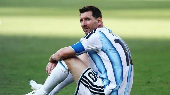 ليونيل ميسي بقميص الأرجنتين قبل مباراة وداعه أمام بنين في أكتوبر 2026