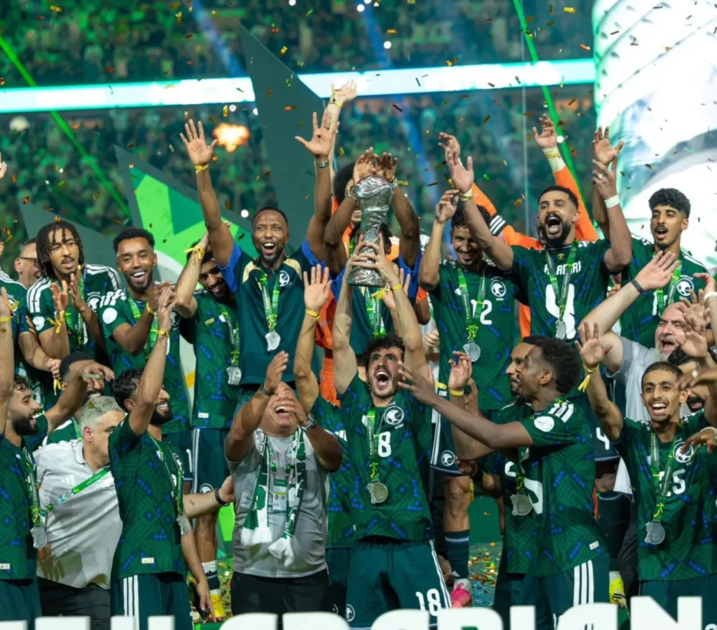 التتويج بالكاس خليجي 27